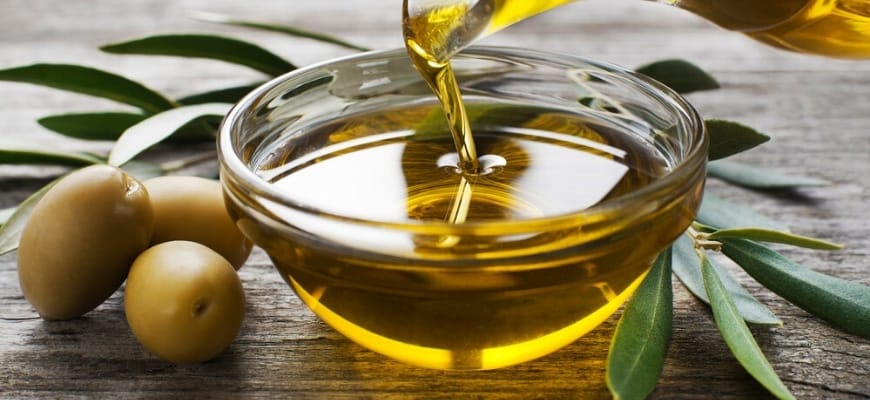 Is-Olive-Oil-a-Natural-Sunscreen_