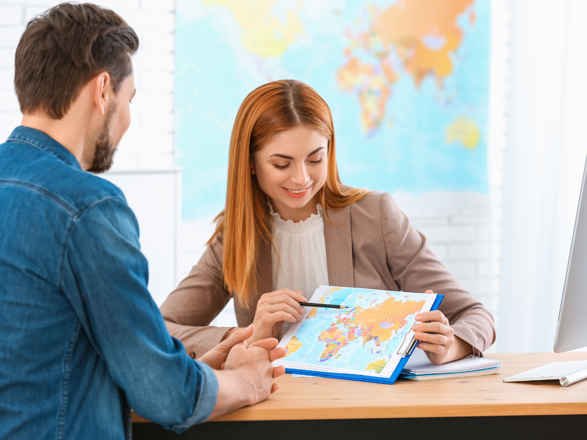 ¿Cómo elegir entre planificar sus propios viajes y contratar empresas de reserva de viajes?
