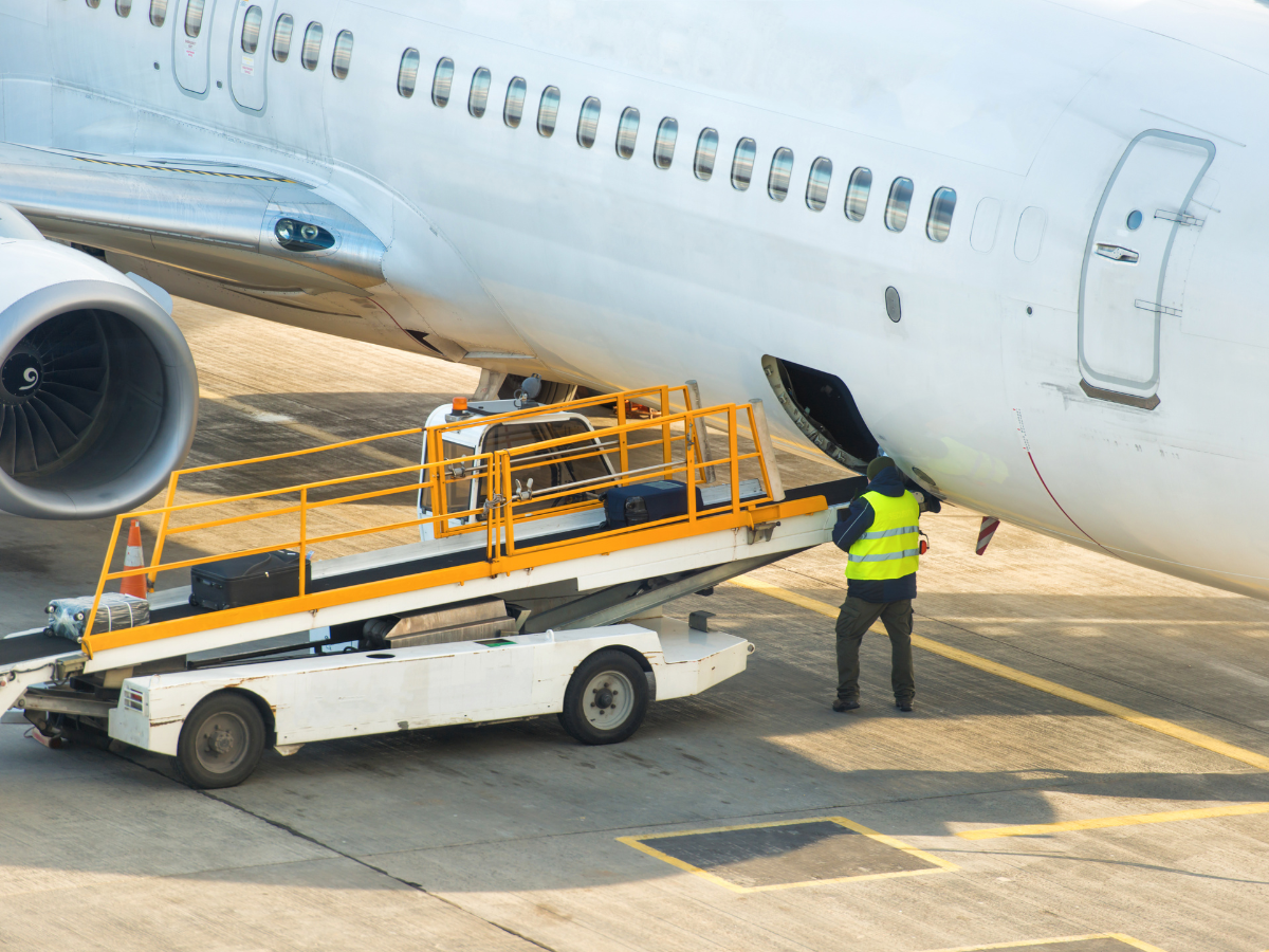 How International Air Services Keep Global Supply Chains Running Smoothly