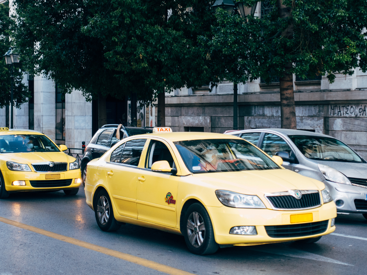 From Beaches to Bazaars: How Local Taxi Services in Zanzibar Keep You Connected