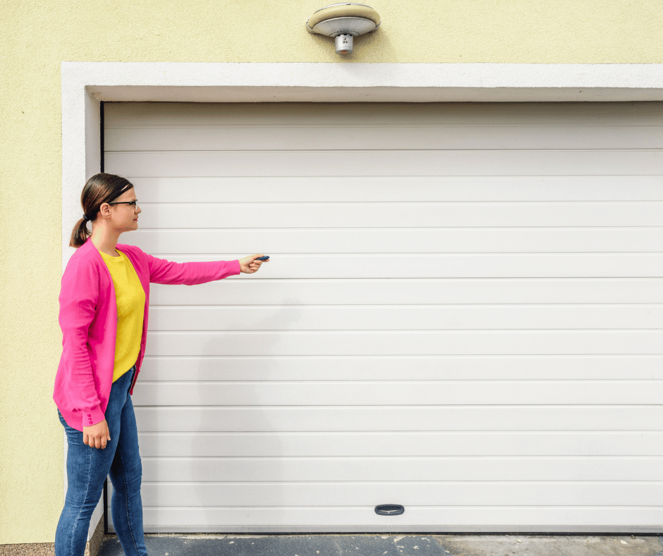What Features Should You Look for When Selecting a Screen Door for Your Garage?